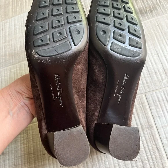 FERRAGAMO Suede Shoes Loafers Heels - Picture 8 of 9